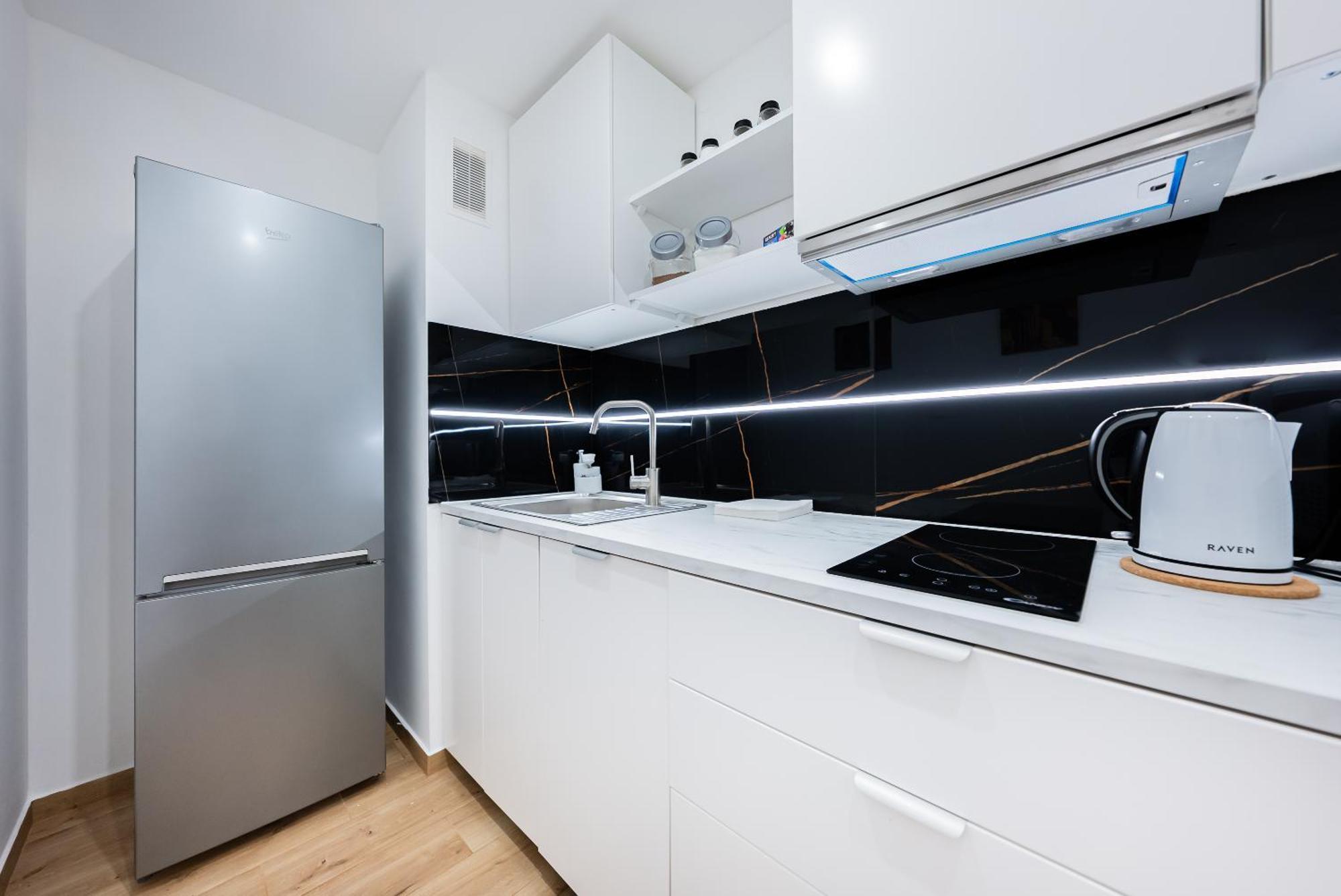 Unitapartament Warszawa Centrum Room In Apartment By Metro Rondo Onz Super Wygodne Noclegi Zapraszamy Εξωτερικό φωτογραφία